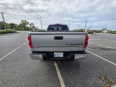 2014 Toyota Tundra SR5 - Photo 8 - Westport, MA 02790