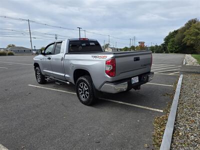 2014 Toyota Tundra SR5 - Photo 6 - Westport, MA 02790