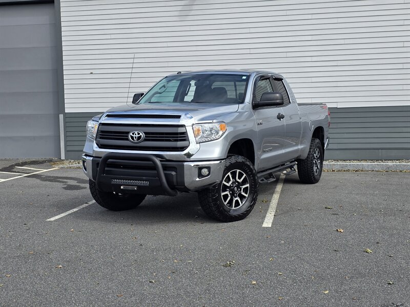 2014 Toyota Tundra SR5   - Photo 1 - Westport, MA 02790