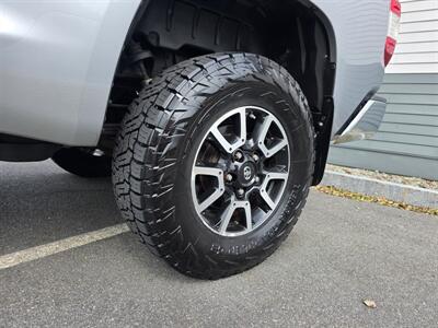 2014 Toyota Tundra SR5 - Photo 9 - Westport, MA 02790
