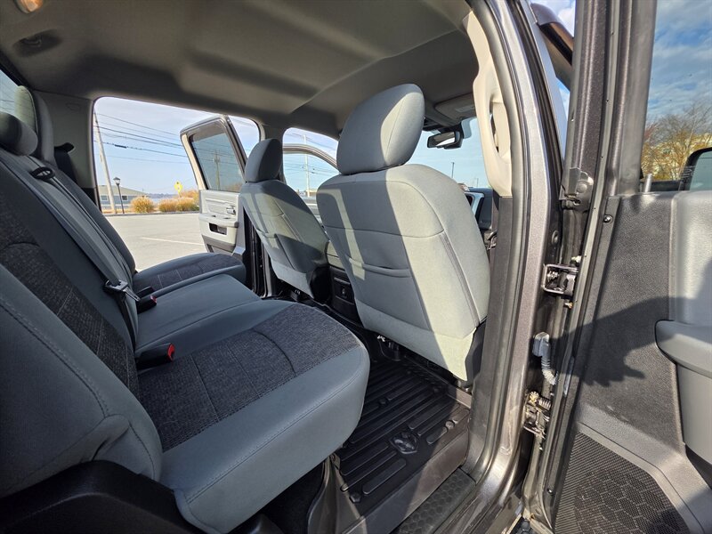 2014 RAM 3500 Big Horn - Photo 23 - Westport, MA 02790