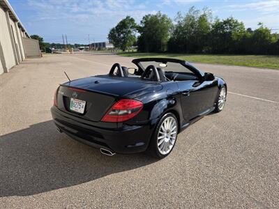 2010 Mercedes-Benz SLK SLK 350   - Photo 6 - Westport, MA 02790