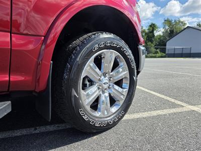 2018 Ford F-150 Lariat   - Photo 9 - Westport, MA 02790