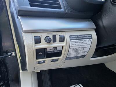 2011 Subaru Legacy 2.5i Premium   - Photo 18 - Westport, MA 02790