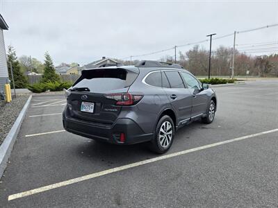 2022 Subaru Outback Premium   - Photo 5 - Westport, MA 02790