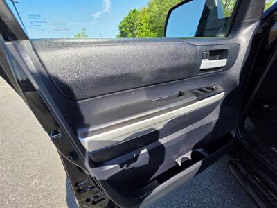 2015 Toyota Tundra SR5   - Photo 30 - Westport, MA 02790