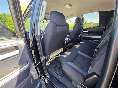 2015 Toyota Tundra SR5   - Photo 14 - Westport, MA 02790