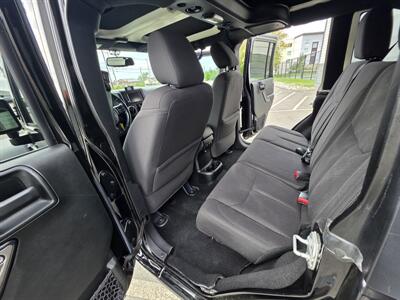 2017 Jeep Wrangler Unlimited Sport S - Photo 15 - Westport, MA 02790
