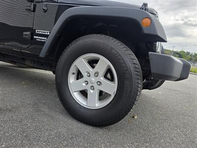 2017 Jeep Wrangler Unlimited Sport S - Photo 9 - Westport, MA 02790