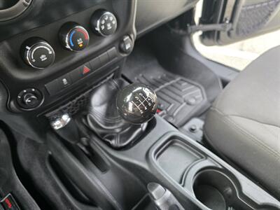 2017 Jeep Wrangler Unlimited Sport S - Photo 23 - Westport, MA 02790