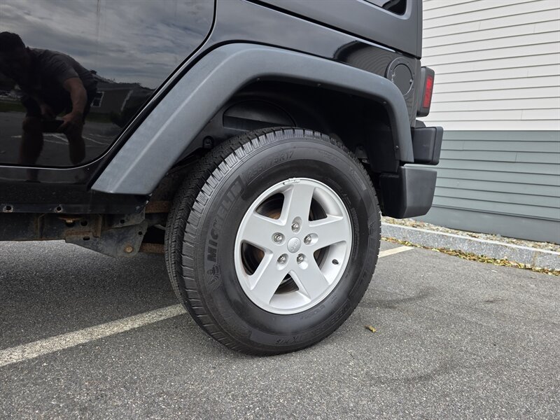 2017 Jeep Wrangler Unlimited Sport S - Photo 10 - Westport, MA 02790