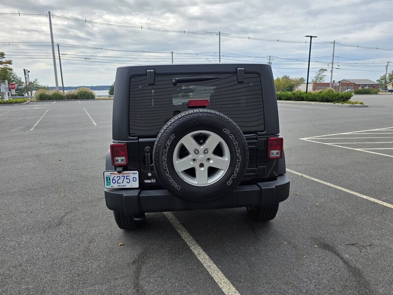 2017 Jeep Wrangler Unlimited Sport S - Photo 8 - Westport, MA 02790