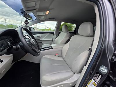 2014 Toyota Venza LE - Photo 16 - Westport, MA 02790
