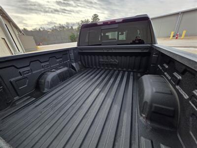 2019 Chevrolet Silverado 1500 High Country - Photo 11 - Westport, MA 02790