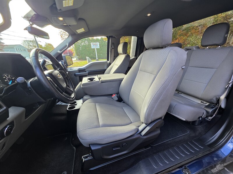 2019 Ford F-150 XLT - Photo 14 - Westport, MA 02790