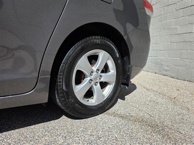 2014 Toyota Sienna LE 8-Passenger   - Photo 9 - Westport, MA 02790