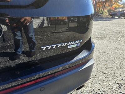 2017 Ford Edge Titanium   - Photo 9 - Westport, MA 02790