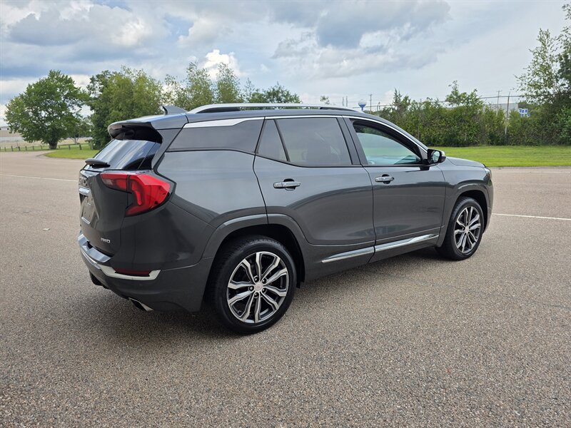 2019 GMC Terrain Denali - Photo 6 - Westport, MA 02790