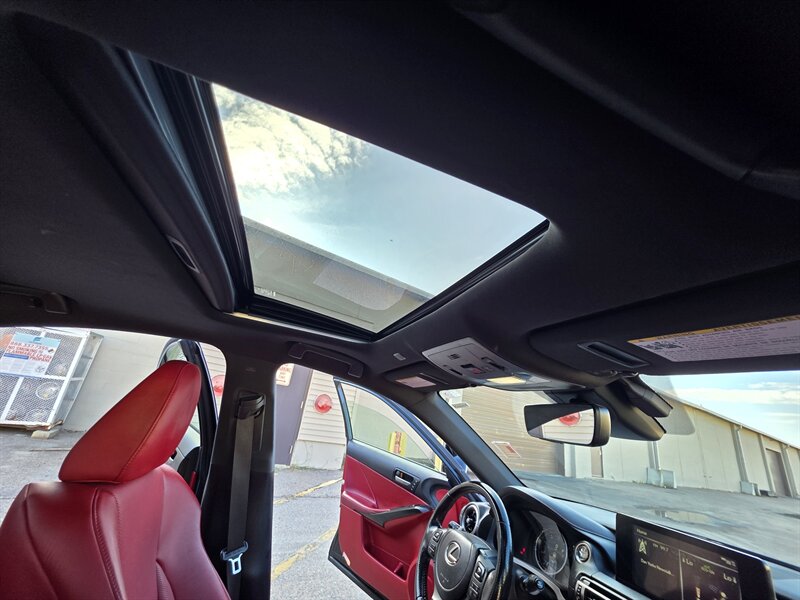 2022 Lexus IS 350 F SPORT - Photo 26 - Westport, MA 02790