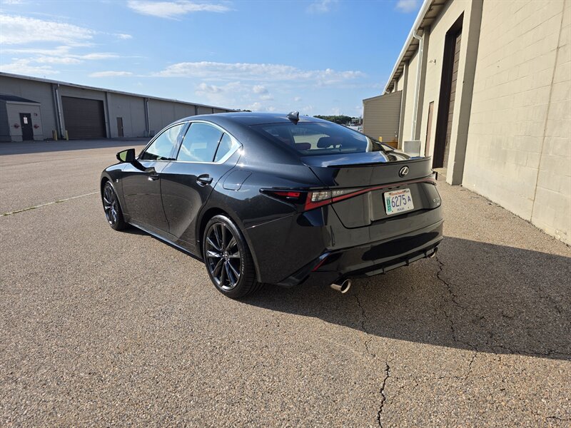 2022 Lexus IS 350 F SPORT - Photo 3 - Westport, MA 02790