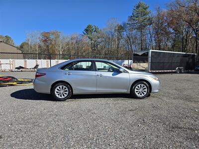 2017 Toyota Camry LE - Photo 3 - Westport, MA 02790