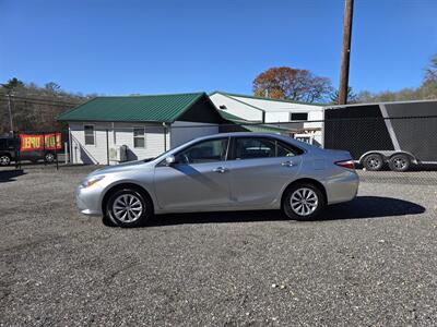 2017 Toyota Camry LE - Photo 4 - Westport, MA 02790