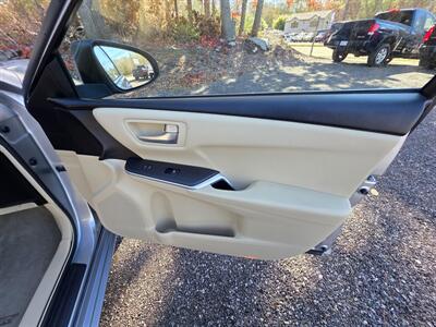 2017 Toyota Camry LE - Photo 19 - Westport, MA 02790