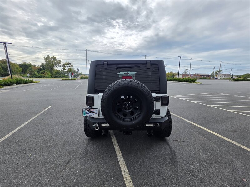 2015 Jeep Wrangler Unlimited Sport S - Photo 8 - Westport, MA 02790