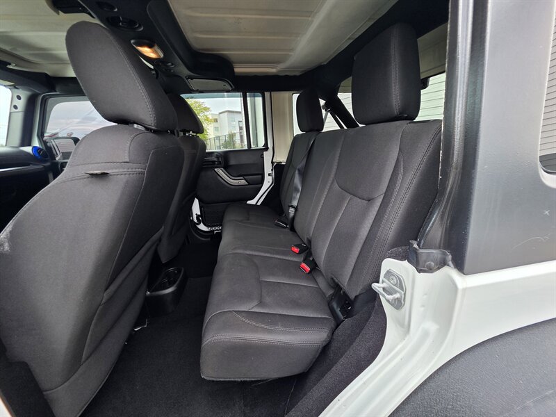 2015 Jeep Wrangler Unlimited Sport S - Photo 12 - Westport, MA 02790