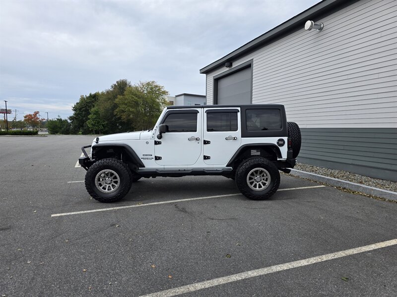 2015 Jeep Wrangler Unlimited Sport S - Photo 2 - Westport, MA 02790