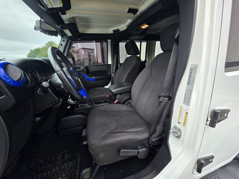2015 Jeep Wrangler Unlimited Sport S - Photo 19 - Westport, MA 02790