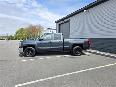 2018 Chevrolet Silverado 1500 LT   - Photo 2 - Westport, MA 02790