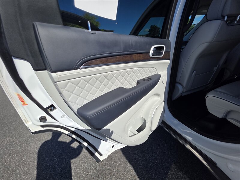 2020 Jeep Grand Cherokee Summit - Photo 26 - Westport, MA 02790