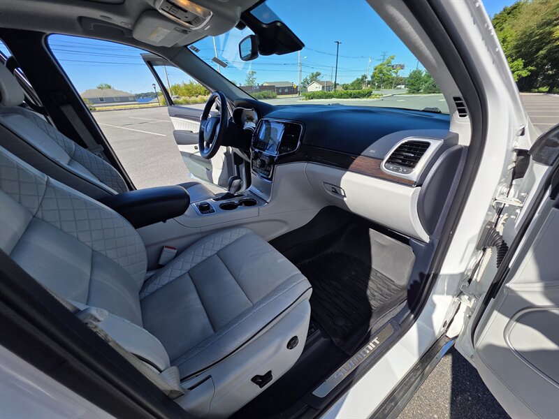 2020 Jeep Grand Cherokee Summit - Photo 13 - Westport, MA 02790