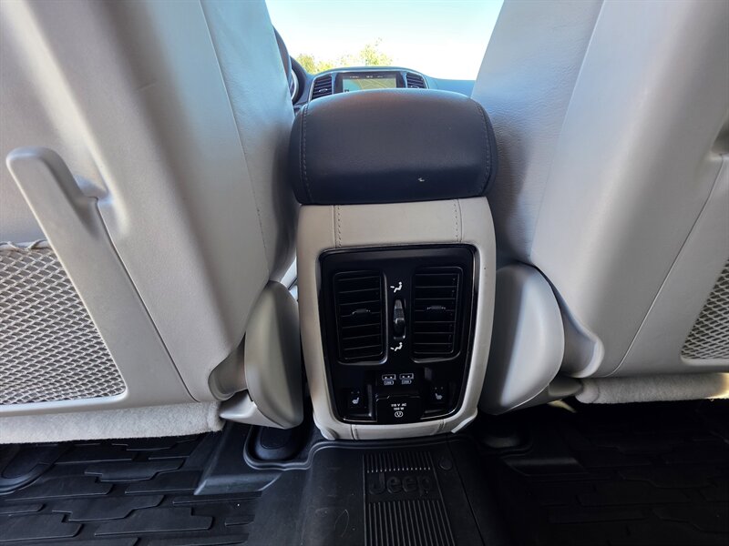 2020 Jeep Grand Cherokee Summit - Photo 29 - Westport, MA 02790