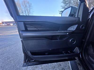 2020 Ford Expedition MAX Platinum   - Photo 34 - Westport, MA 02790