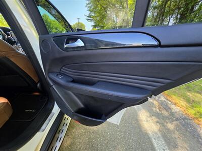 2019 Mercedes-Benz GLE AMG GLE 43   - Photo 28 - Westport, MA 02790