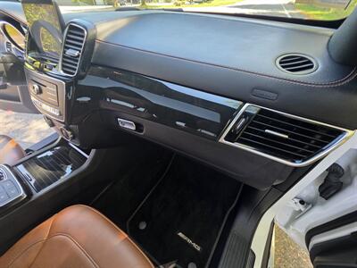 2019 Mercedes-Benz GLE AMG GLE 43   - Photo 30 - Westport, MA 02790