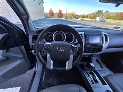 2015 Toyota Tacoma V6 - Photo 15 - Westport, MA 02790