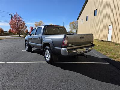 2015 Toyota Tacoma V6 - Photo 6 - Westport, MA 02790