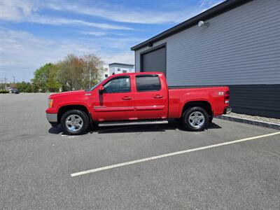 2012 GMC Sierra 1500 SLT   - Photo 2 - Westport, MA 02790