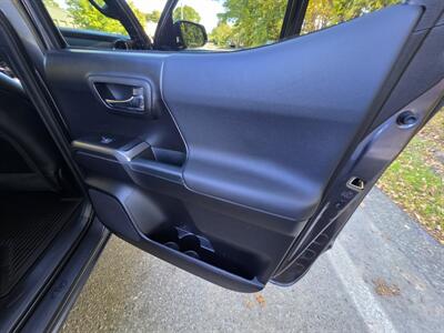 2021 Toyota Tacoma TRD Off-Road   - Photo 29 - Westport, MA 02790