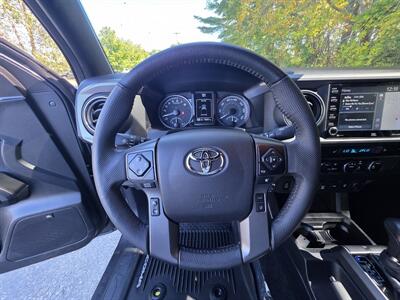 2021 Toyota Tacoma TRD Off-Road   - Photo 13 - Westport, MA 02790