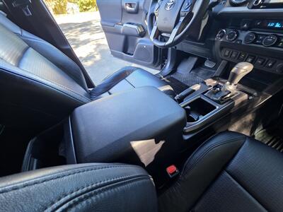 2021 Toyota Tacoma TRD Off-Road   - Photo 25 - Westport, MA 02790