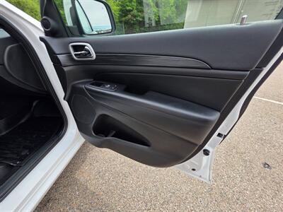 2019 Jeep Grand Cherokee Altitude   - Photo 29 - Westport, MA 02790