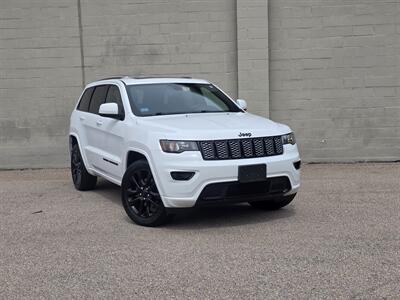 2019 Jeep Grand Cherokee Altitude   - Photo 2 - Westport, MA 02790