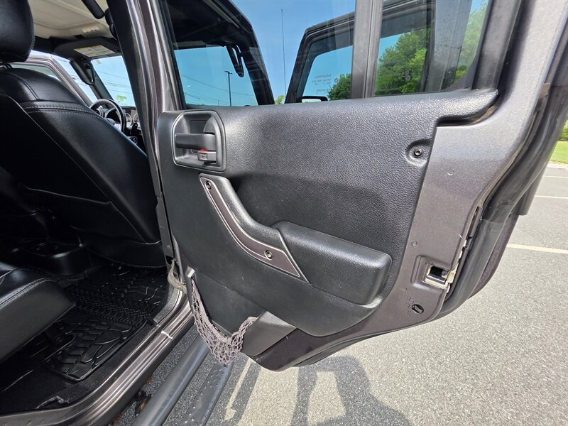 2018 Jeep Wrangler JK Unlimited Altitude - Photo 28 - Westport, MA 02790