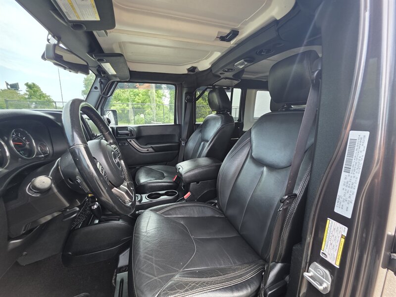 2018 Jeep Wrangler JK Unlimited Altitude - Photo 16 - Westport, MA 02790