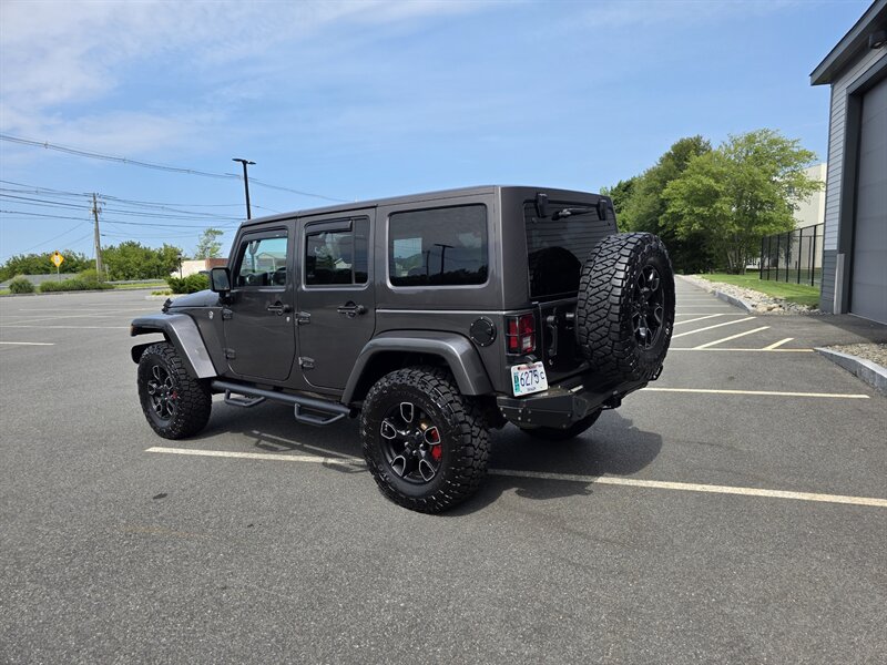 2018 Jeep Wrangler JK Unlimited Altitude - Photo 3 - Westport, MA 02790
