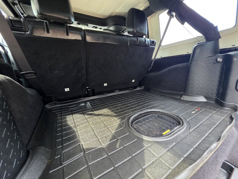 2018 Jeep Wrangler JK Unlimited Altitude - Photo 32 - Westport, MA 02790